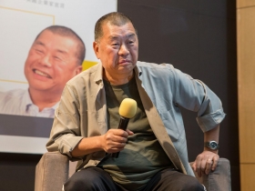 沒有海嘯約章  黎智英裁員減薪過寒冬