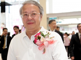 出二億仍遭拒 侯西峰遇上超牛釘子戶