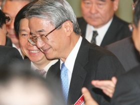 大眾電信缺錢　吳東進曾暗助一億元