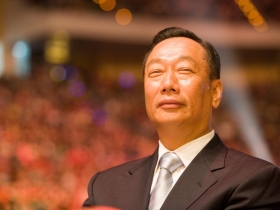 想簡單都很難的郭台銘婚禮