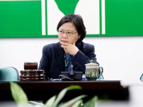 扁洗錢》幫陳水扁掛上退黨的鈴鐺