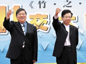 續任風波不斷 交大校友會槓上吳重雨