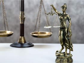 陳裕豐 被撕破的藝術詐騙面具