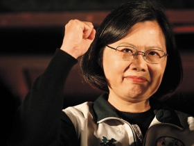 蔡英文確立民進黨「溫和路線」