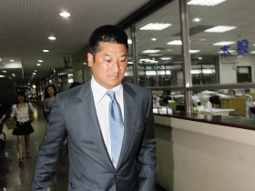 嘴快漏風慘遭修理？中信銀登陸卡彈