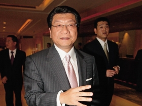 入主中商銀？蔡鎮宇：絕對不可能