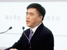 郝龍斌走回頭路的教育政策全面潰敗