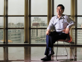 藍天許崑泰笑傲中國打造百年事業