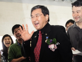 中信、博智、潤泰  誰將勝出？