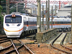 台鐵無能  北迴黃金路線一票難求