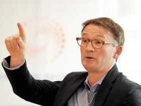 放空大鱷：中國經濟三年內崩潰