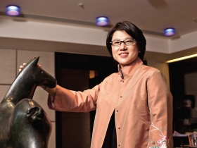 二○一三年艾森豪獎金得主 駱怡君 台灣工銀搶占中國市場的最大功臣