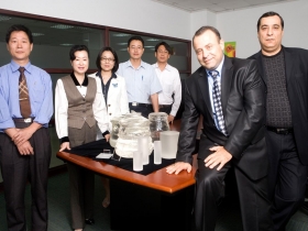 鑫晶鑽請來俄羅斯老師傅擦亮招牌