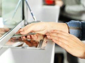 三十四號公報  銀行董座的期末考