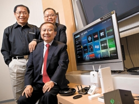 友訊、亞光產品創新力驚豔國際