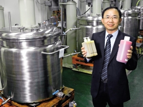 全台墨水王泓瀚 浴缸到上櫃之路