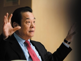 陳武雄靠橄欖球精神讓和桐逆轉勝