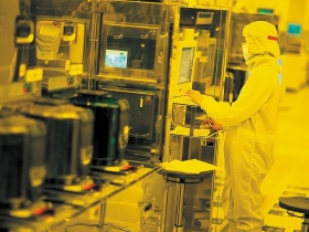 穩健賺16檔高股息及營收成長股