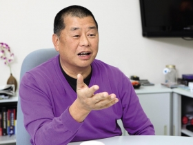 黎智英：股房市跌幅有限  明年觀望就好