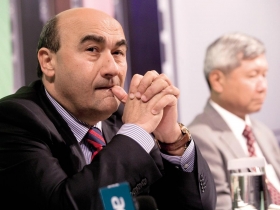 告蘭奇違「競業條款」 宏碁有備而來