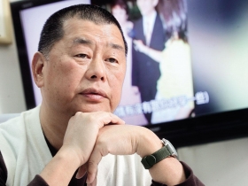 半年虧十七億  壹電視高層大搬風