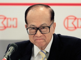 不理兒子緋聞  李嘉誠全力拚經濟