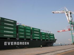 貨櫃航運價廉物美  成下季避風港