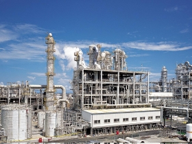 展望第四季  塑化、觀光紅不讓