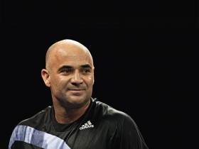 阿格西：為了我的夢想  跛腳也要打！