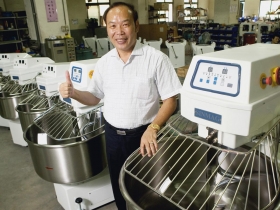 謝順和讓七大量販店一試成主顧