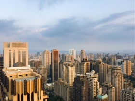 台中王賴正鎰  北伐狂踢鐵板