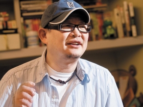 徐一鳴意外休克  喜遇藥商老總救命