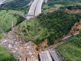 國道走山答案淹沒在交通部文字遊戲裡