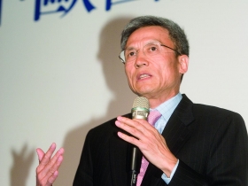 演講大暴走 許小年發言 主辦單位冒汗