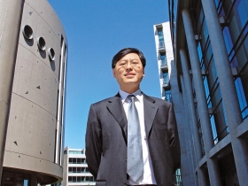 聯想楊元慶 耐住寂寞才能重返榮耀