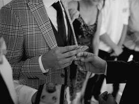 中國廣告富豪江南春憂喜參半