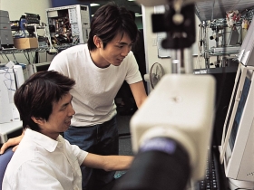 八檔自結財報亮麗股　布局景氣行情