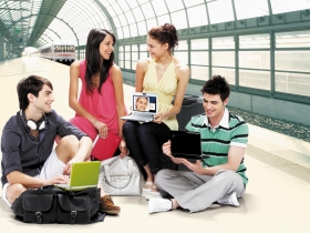 「輕薄」、「隨便」掀商機