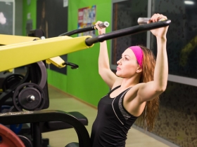 一百美元創業  到美國最年輕白手起家富婆 把一千次「不」  變塑身衣熱銷奇蹟