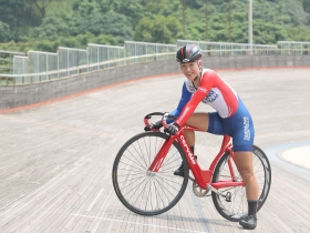 自由車一姊蕭美玉，二度登上最強賽道 為愛倔強騎下去  「自由車是我可以抓緊的繩子」