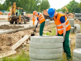 砍國定假日並增加特休  才是較佳方案 周休二日怎麼休  該從「勞工選擇權」