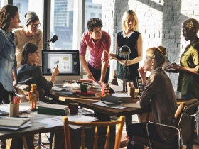換老闆前，大家罵得要命！換了之後，反倒想起他的好？