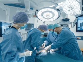 我買的醫療險有提供門診手術保障 但在診所開刀能理賠嗎？