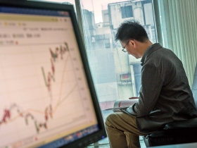 三成攻擊 六成防禦 一成存股　殖利率當護城河 年賺逾10％