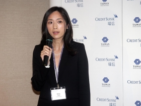 日月光、荷商艾司摩爾  都選用的財務顧問 她的團隊  連拿台灣史上兩大購併案