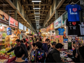 陸開第二槍！團客配額恐砍半 各省每月來台剩500人