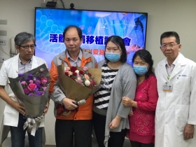 60歲父親捐腎救愛女！他哭紅眼：「只希望，從我身體割出去的這顆腎，女兒用得越久越好…」