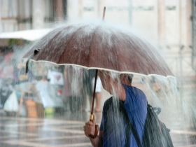 強颱利奇馬撲台　全台9日停班停課一覽表