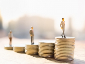 這12學系碩士薪資比學士多1.1萬　跨領域起薪最高多3萬