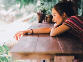 平淡的老夫老妻：就這樣「將就」一輩子，我會甘心嗎？